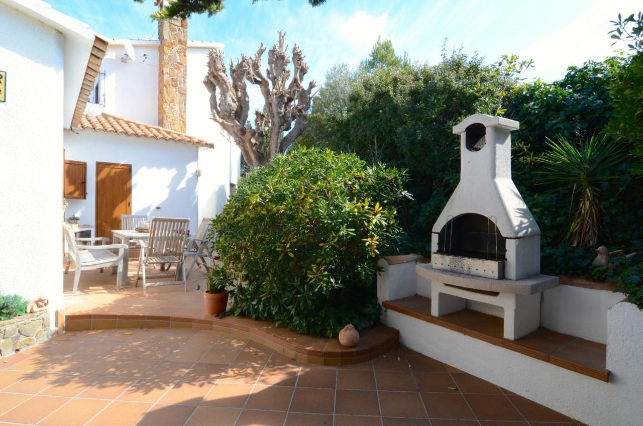 Villa Garbinell L' Escala Exteriör bild